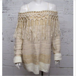 Umgee Womens Cold Shoulder Fringe Sweater